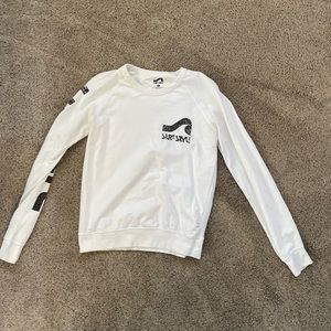 Surf style white sweater